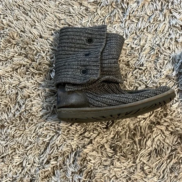 Booties - Picture 3 of 8